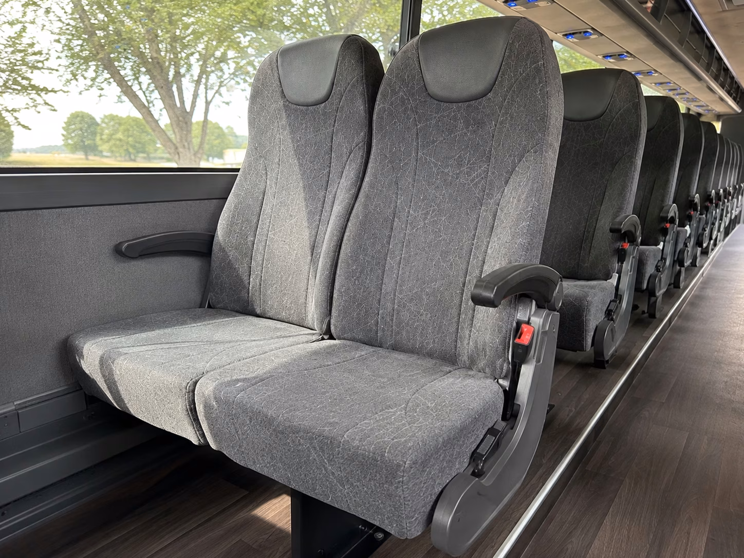 how bus type affects charter bus prices in tyler texas
