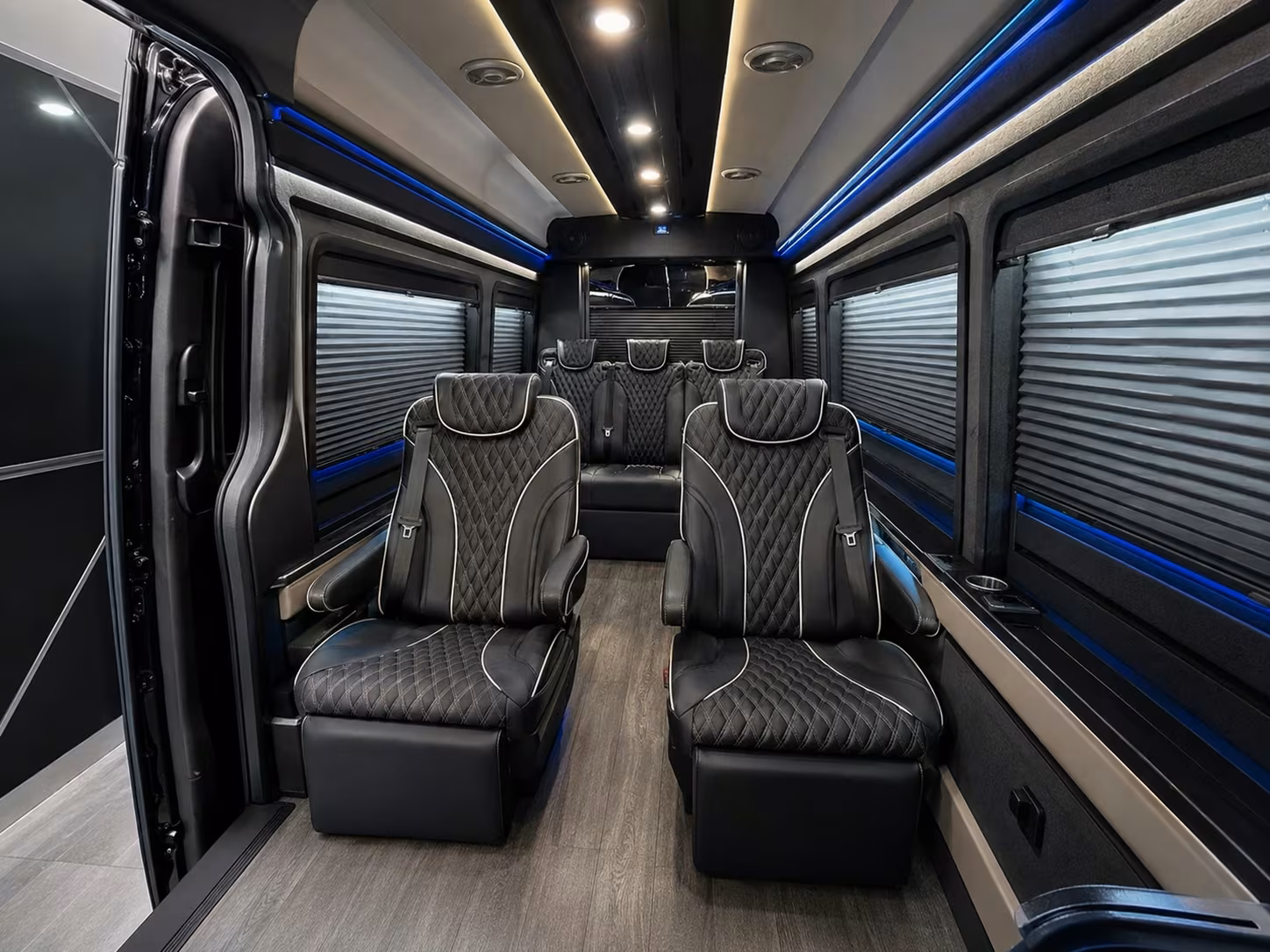 tyler bus rentals to shreveport dallas and houston airports