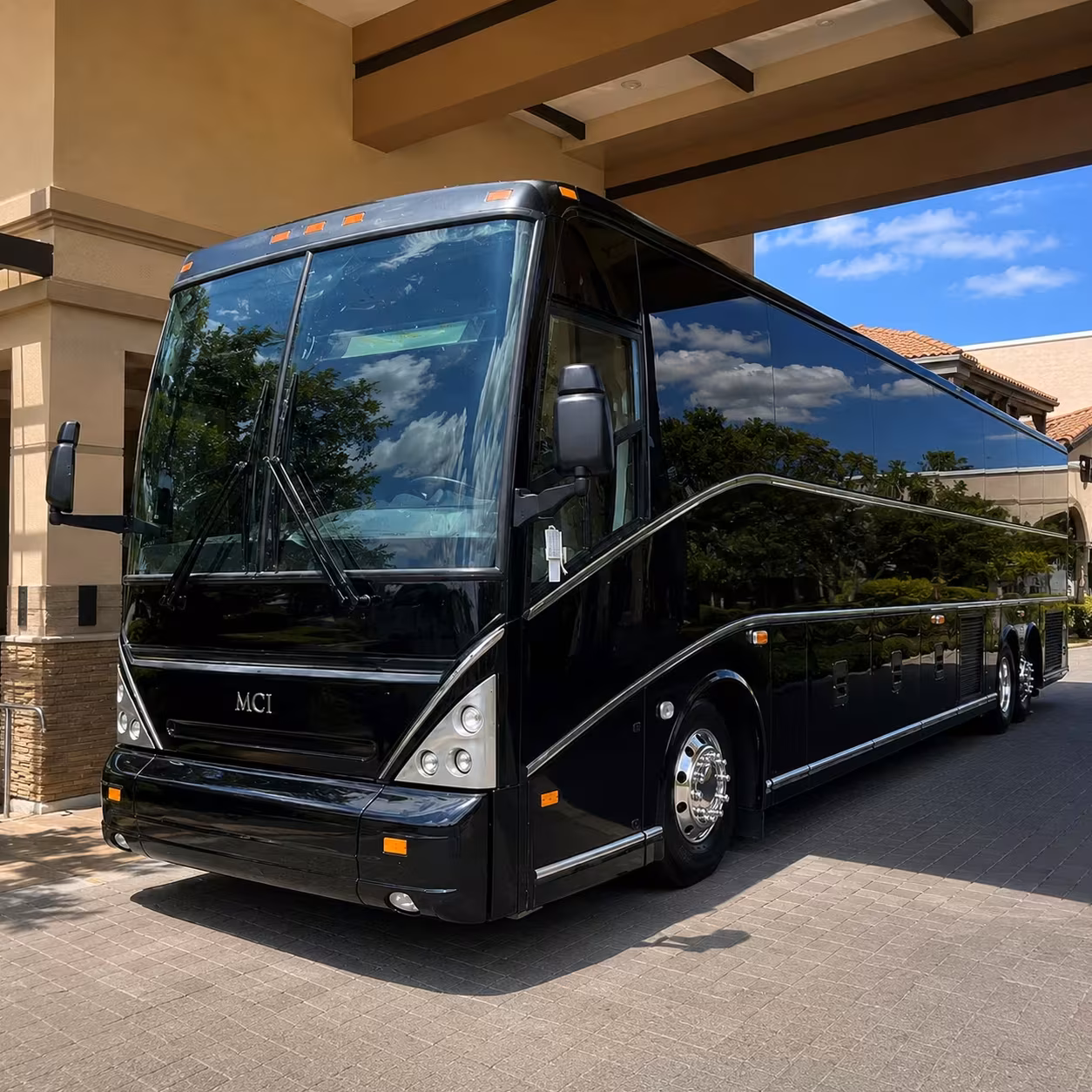 tyler corporate charter bus rentals to dfw and iah