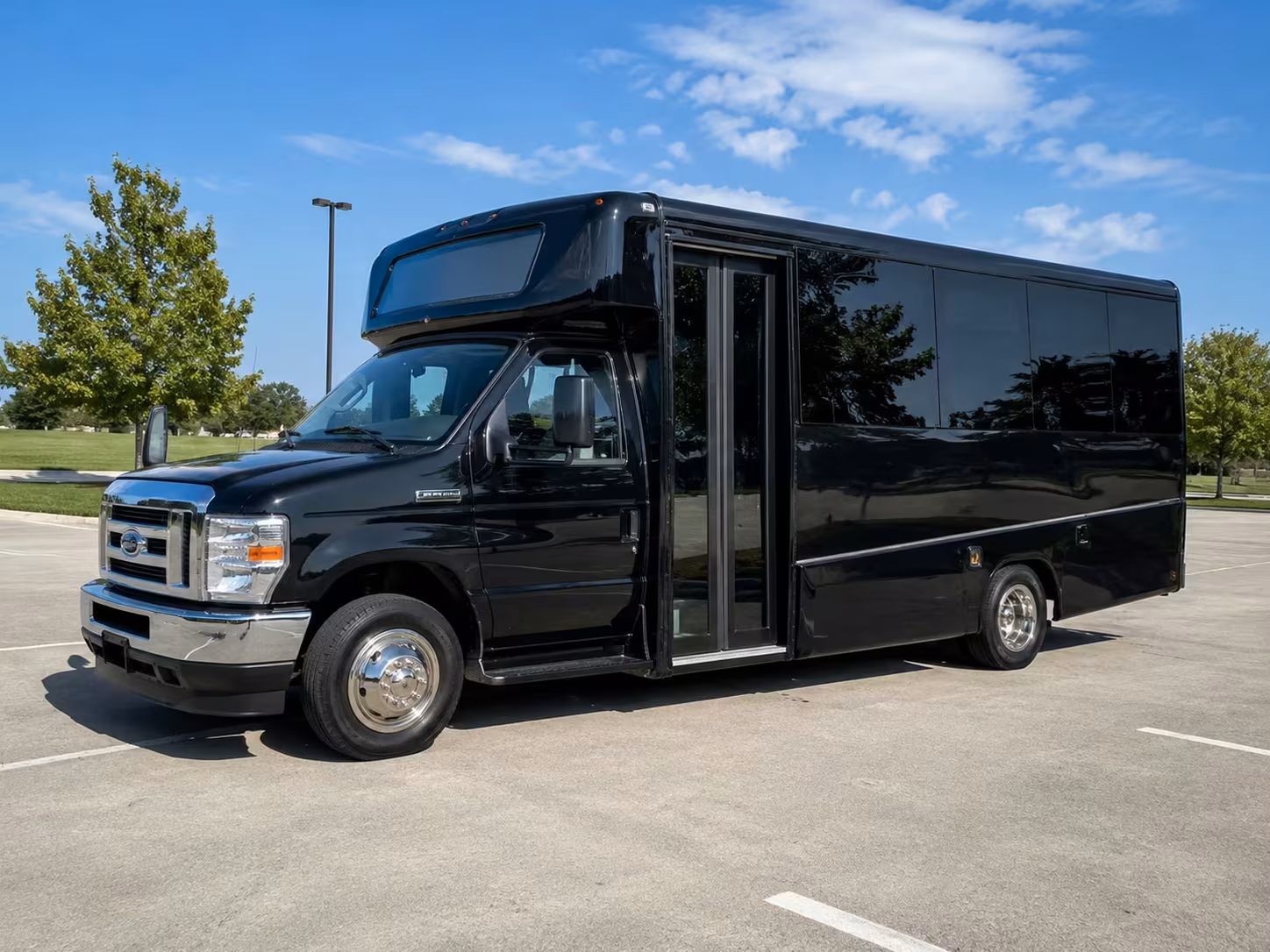 tyler minibus rentals for prom dinners and after parties