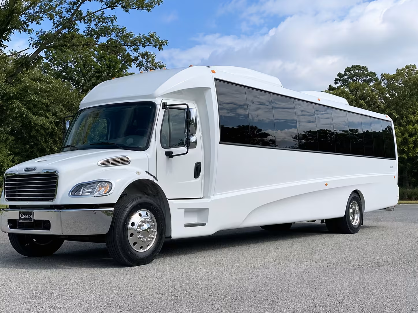 tyler party bus rentals for concert night pregames