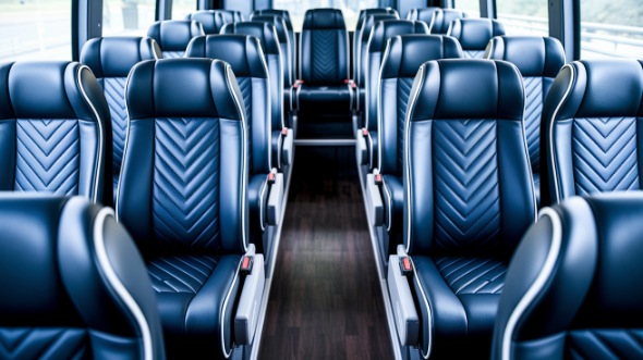 tyler 15 passenger minibus rental
