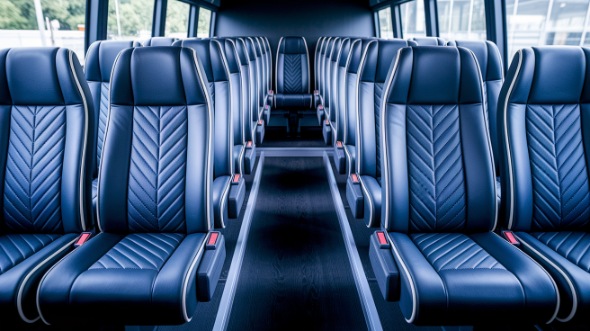 tyler 25 passenger minibus rental